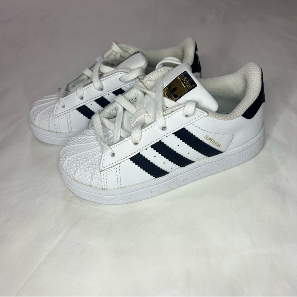 Adidas superstar shoes white/black size 9k toddler - Picture 7 of 7